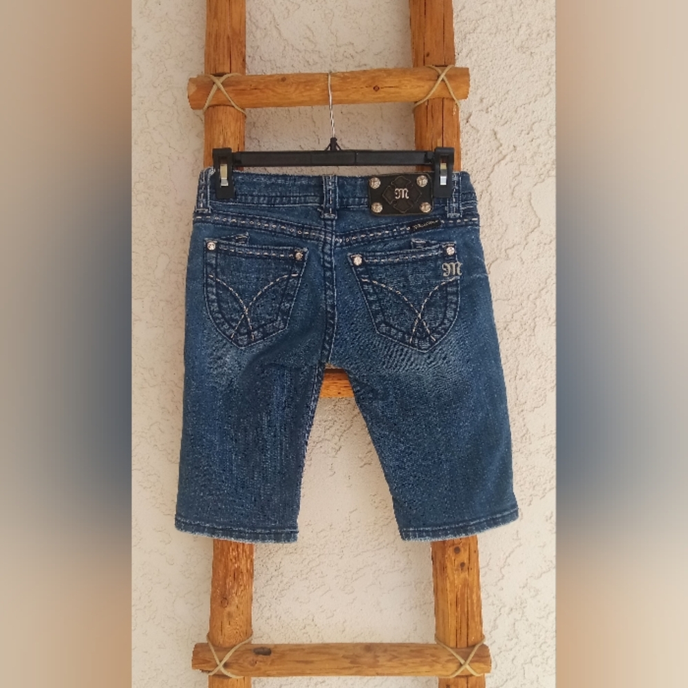 🔥Miss Me Womens Bermuda (25 W - 11 L) Stylish Denim Shorts. 🔥 FINAL PRICE 🔥 - Picture 10 of 11